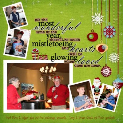 2007 Family Reunion - Gift Exchange