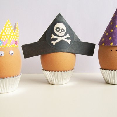 Hats for Eggs!