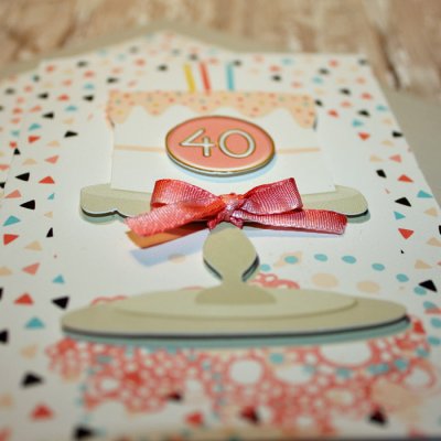 Close up - 40th Birthday card with matching envie