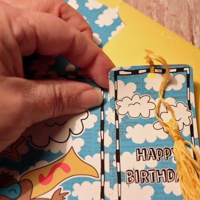 Happy Birthday Card with attached bookmark(Details)