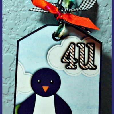 {Hybrid} Gift Tag