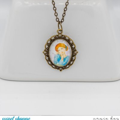 Flawed but Fabulous Cameo Necklace Pendant