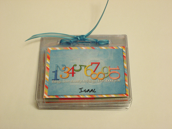 10 Things Mini Badge Album