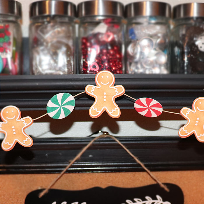 Gingerbread garland