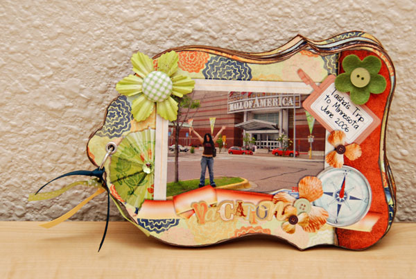 Holiday in the Sun Luggage Tag Album *hybrid*