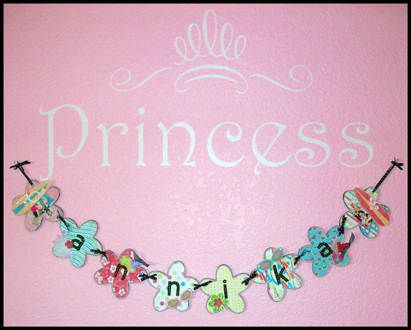 {Hybrid} Annika - wall hanging