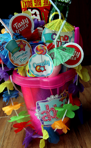 Hybrid Beach Bucket