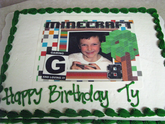 Minecraft Cake