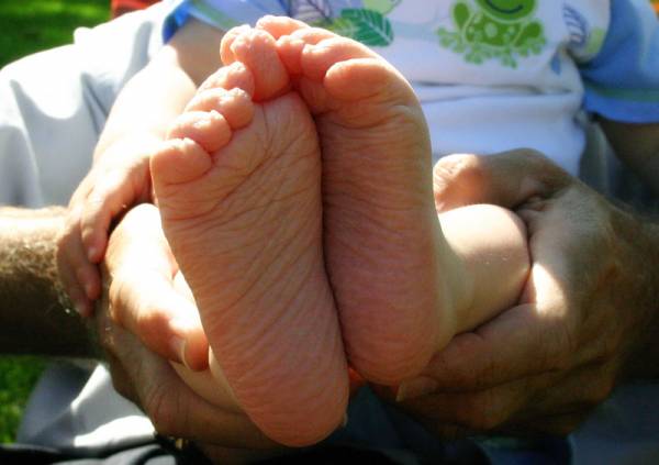 Wrinkled Feet